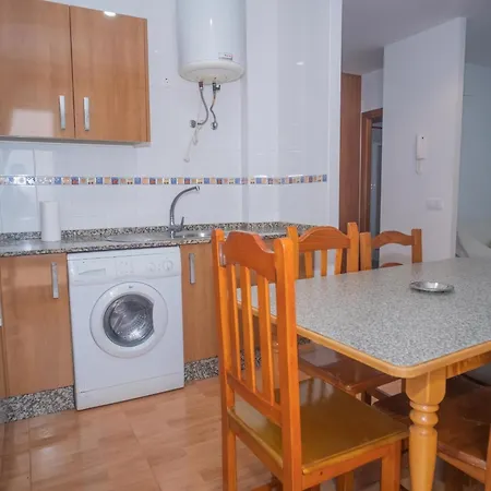 Apartment Tranquilos En Conil - 2 Habitaciones, Cerca De La Playa, Facil Aparcamiento - Es-180-38